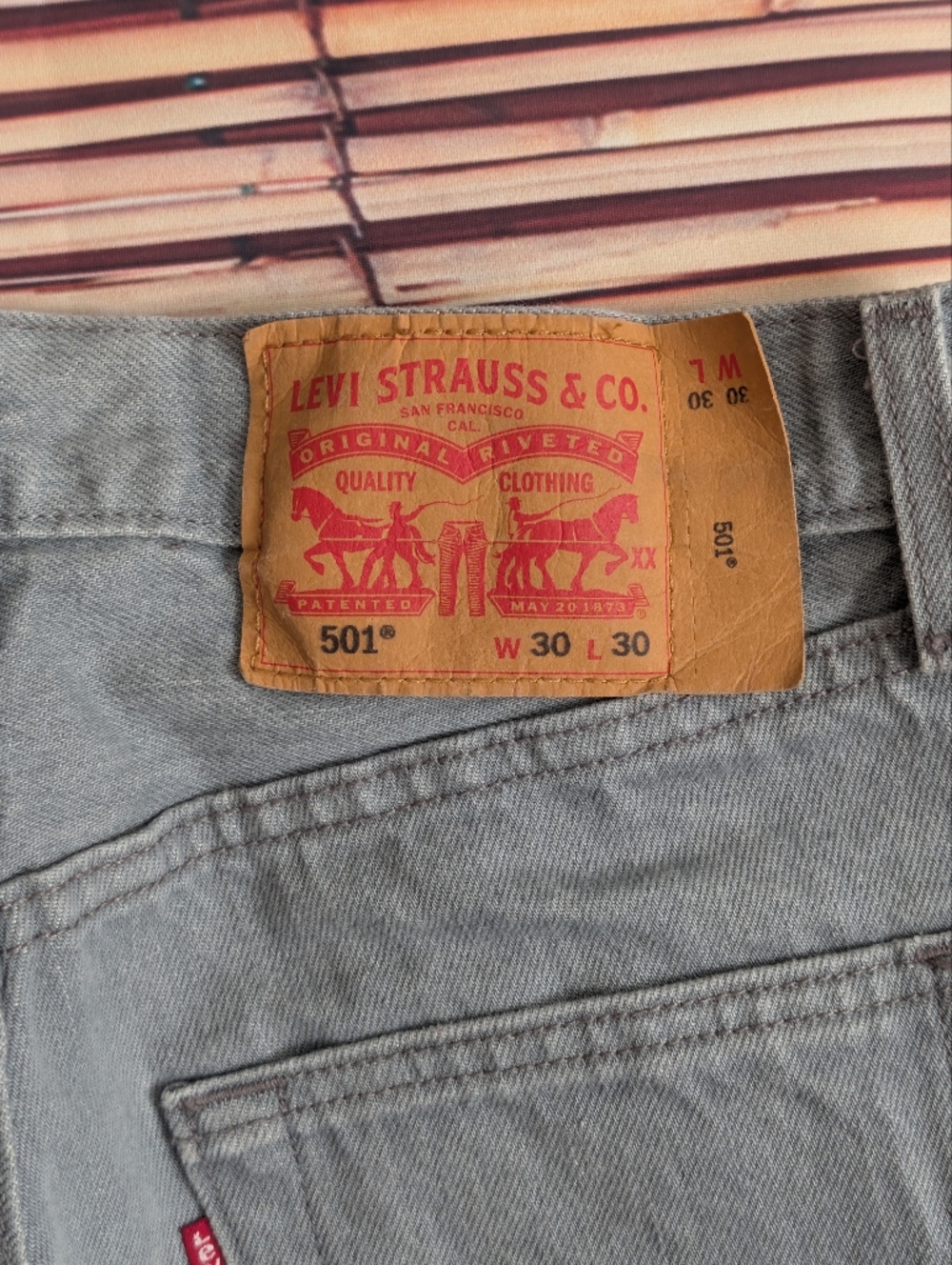 Levi Strauss & Co 501 Straight Fit Gray Loose Denim Jeans Pants Men's 30 x 30 - Picture 8 of 8